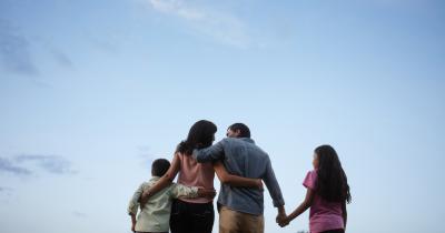 Family with their back to the camera