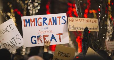 Immigrants make America Great sign 