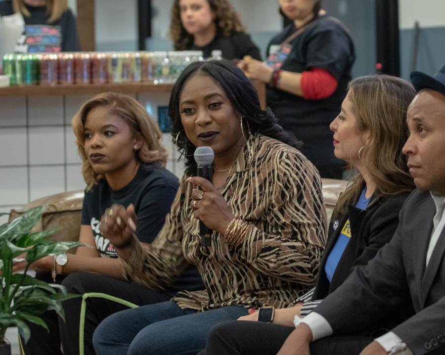 Alicia Garza speaks at KTSE